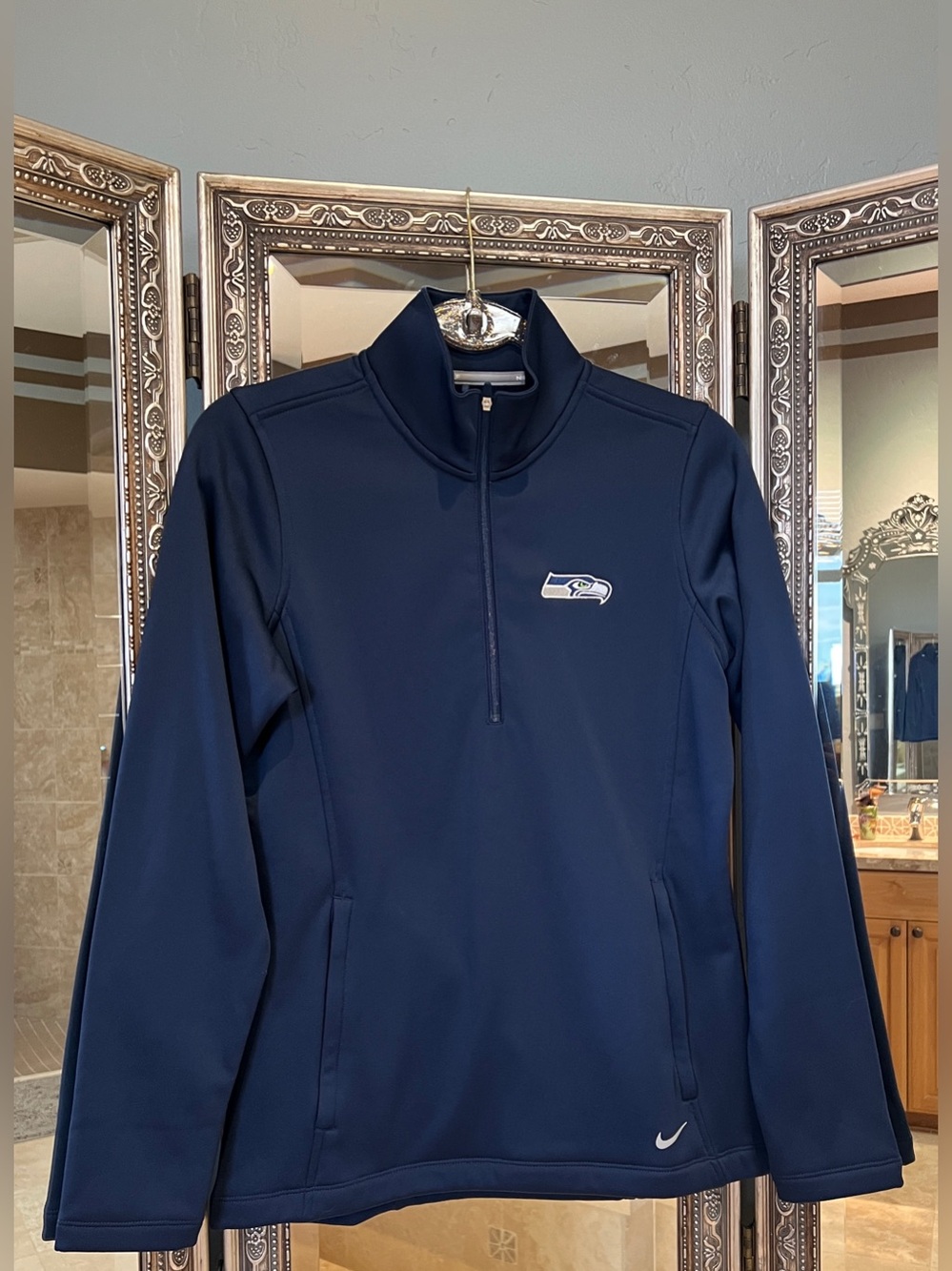 Seahawks Nike Golf Women’s Pullover - Sz M